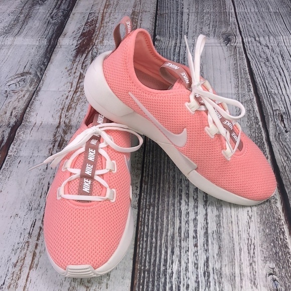 Nike Ashin Modern Bleached Coral Pink Running Shoes Women  Nike Ashin Modern Bleached Coral Runners 7.5